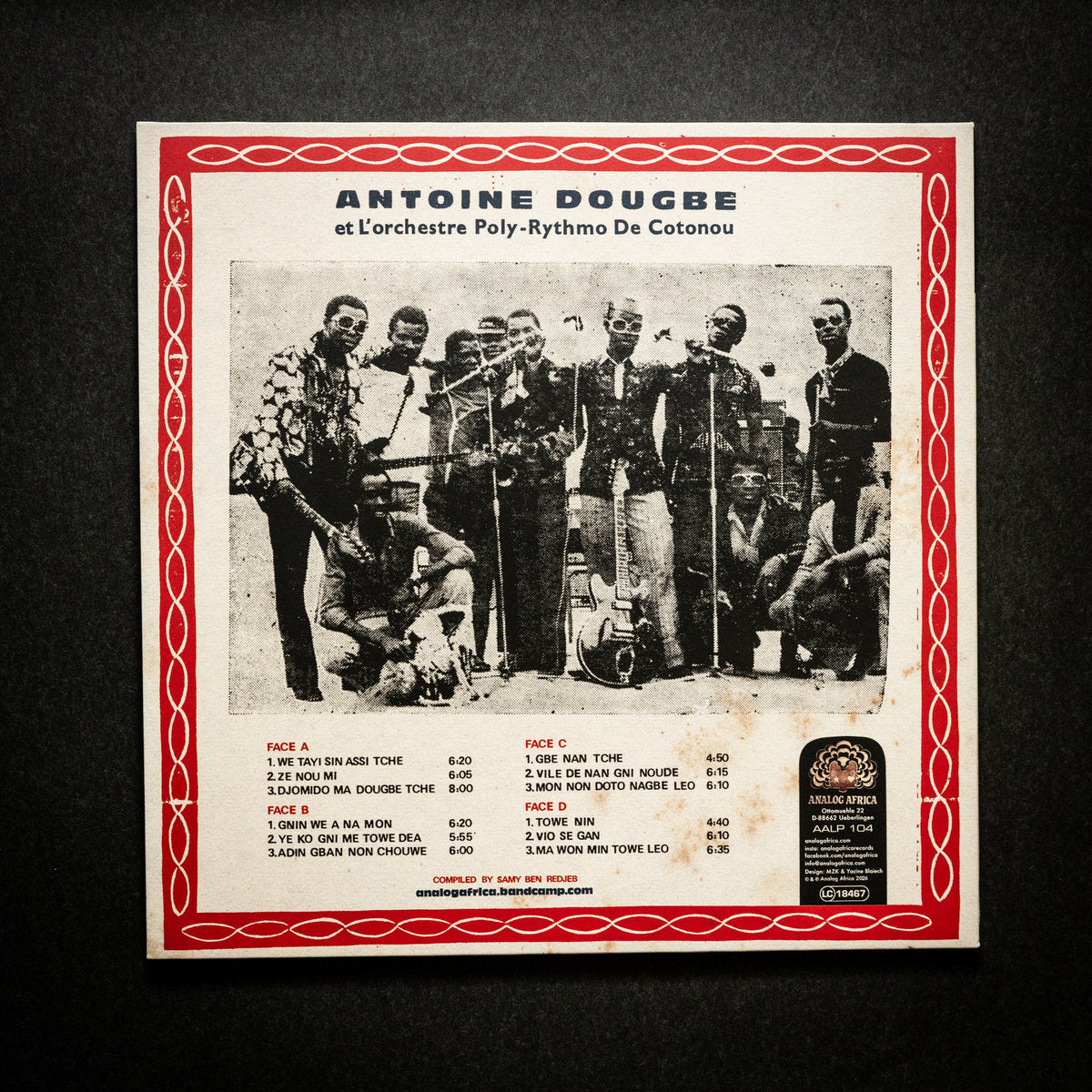 Rythmo De Cotonou - 1977 - 1982 2LP by Antoine Et L'Orchestre Poly Dougbe album artwork